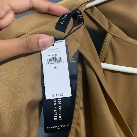 Banana Republic Bronze/Tan Halter Satin Maxi Dress. Size XS - Picture 8 of 9